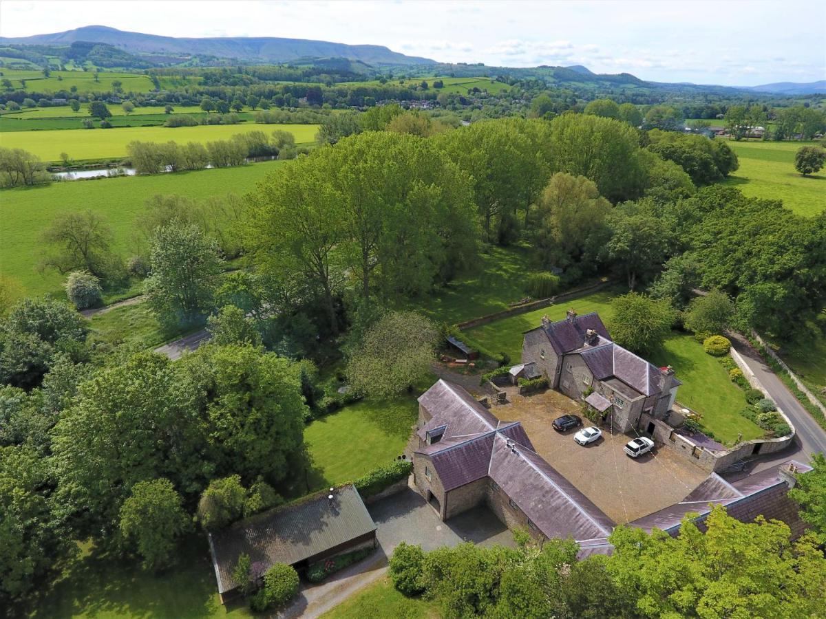 Glanhenwye Courtyard Cottages Glasbury Dış mekan fotoğraf