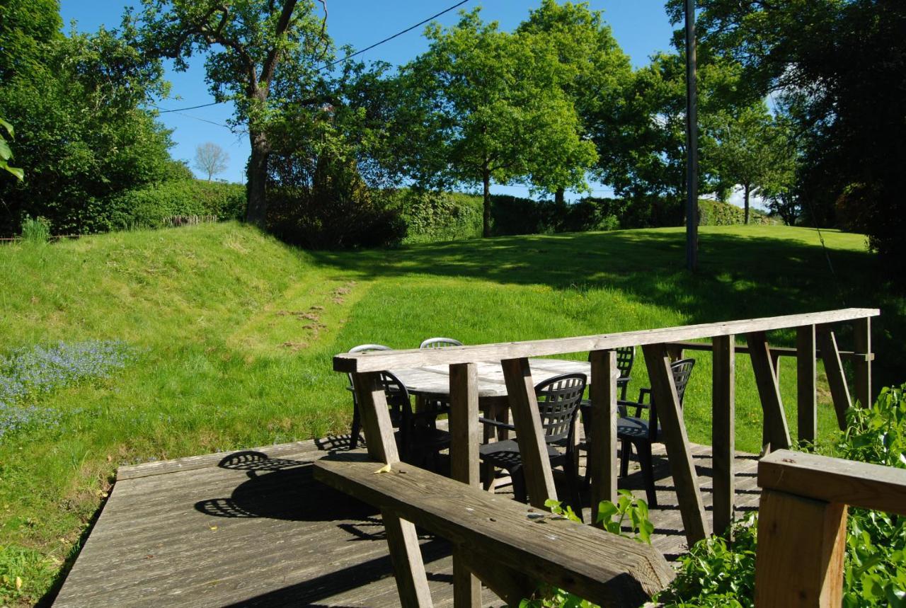 Glanhenwye Courtyard Cottages Glasbury Dış mekan fotoğraf