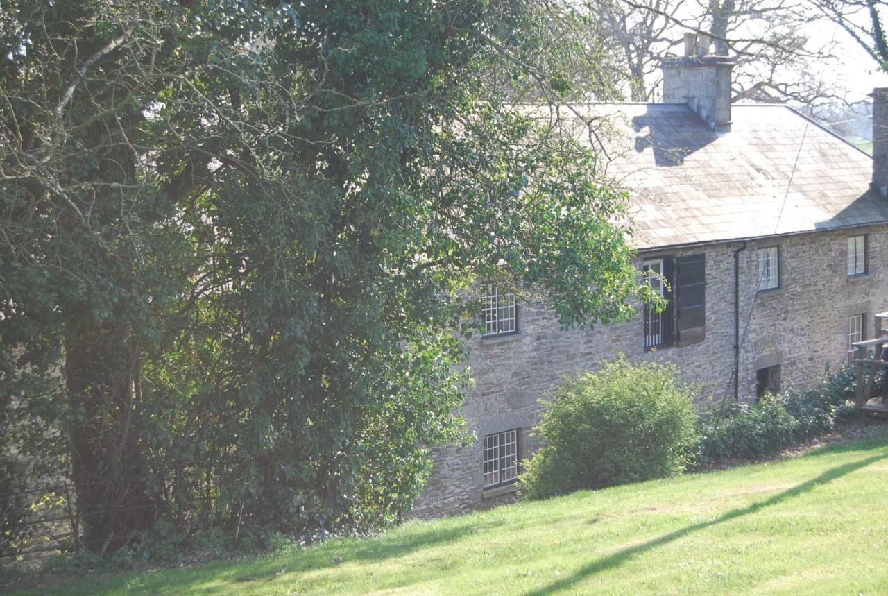 Glanhenwye Courtyard Cottages Glasbury Dış mekan fotoğraf