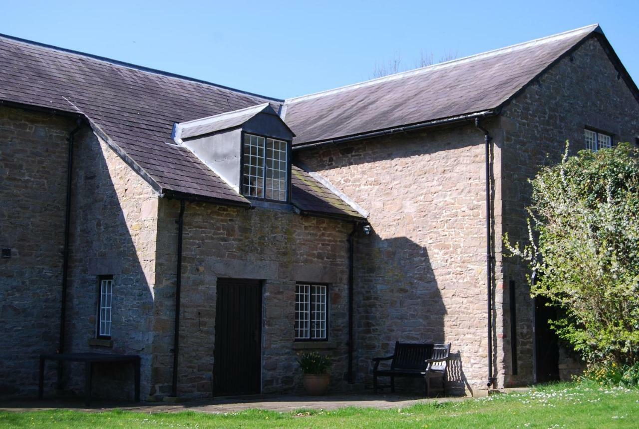 Glanhenwye Courtyard Cottages Glasbury Dış mekan fotoğraf
