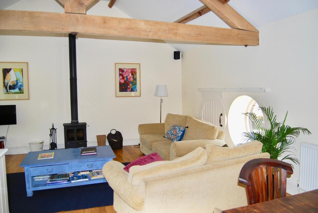 Glanhenwye Courtyard Cottages Glasbury Dış mekan fotoğraf